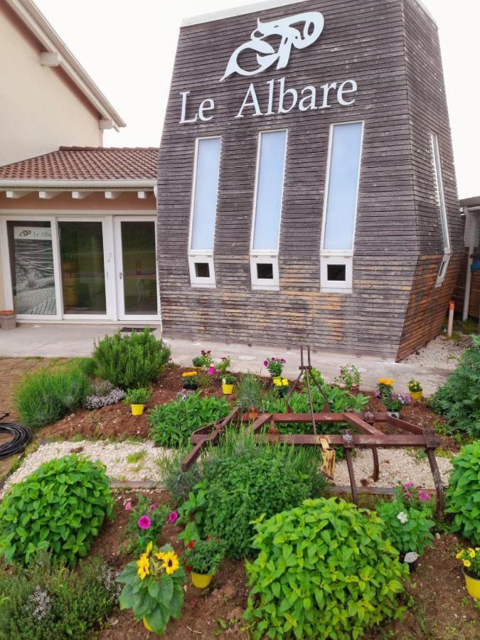 Le Albare Couette-café 3*